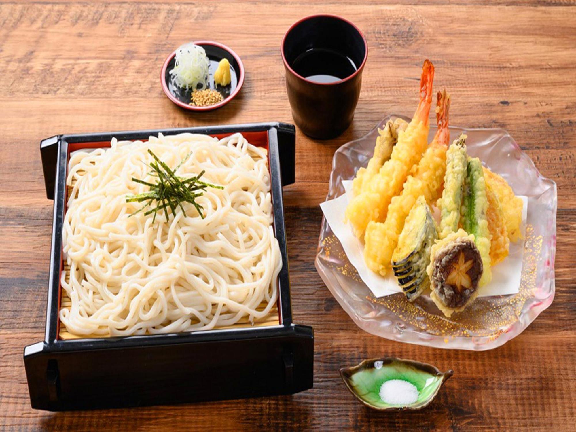 Shin Furano Prince Hotel Екстериор снимка Udon