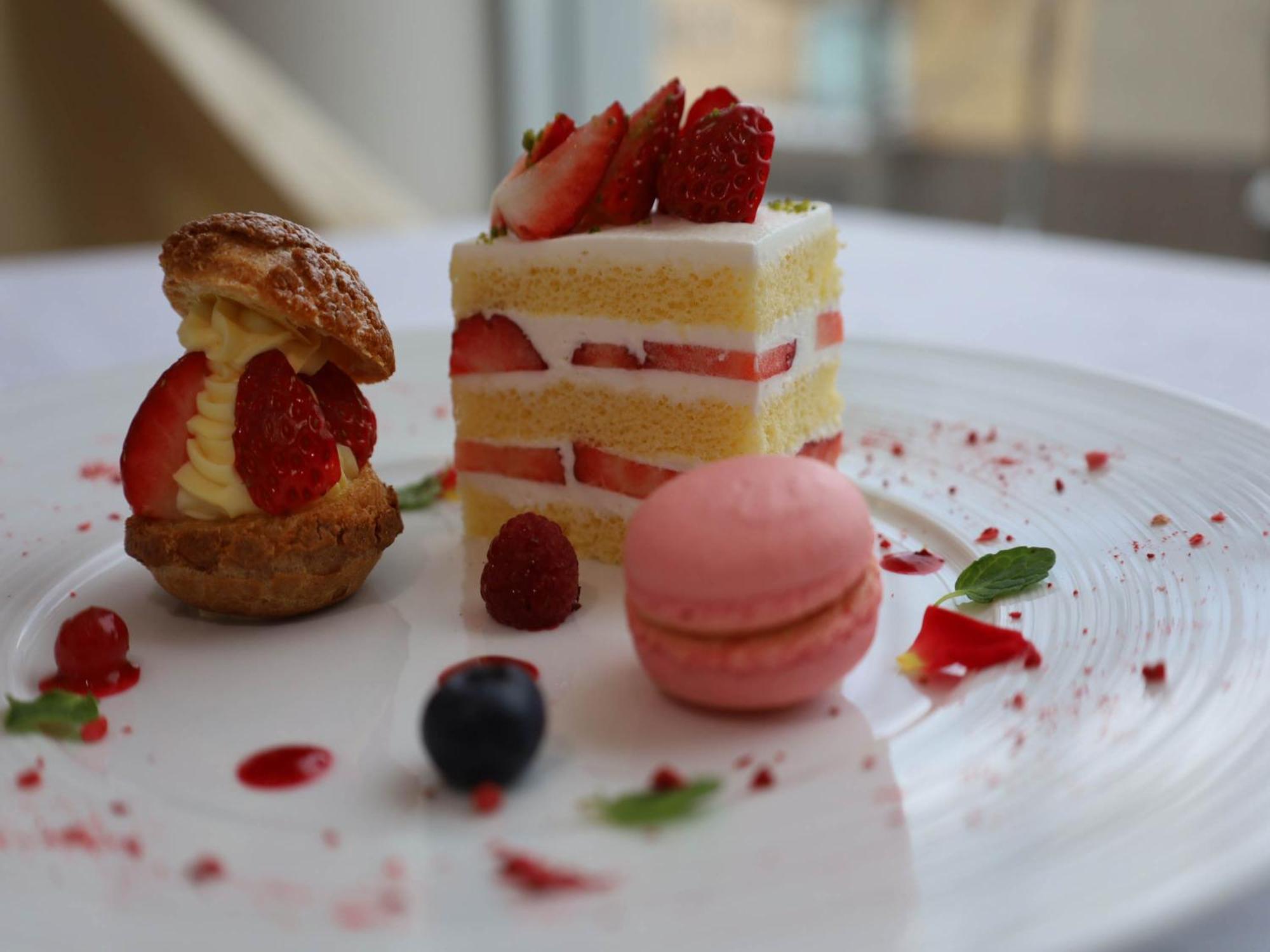 Shin Furano Prince Hotel Екстериор снимка A dessert