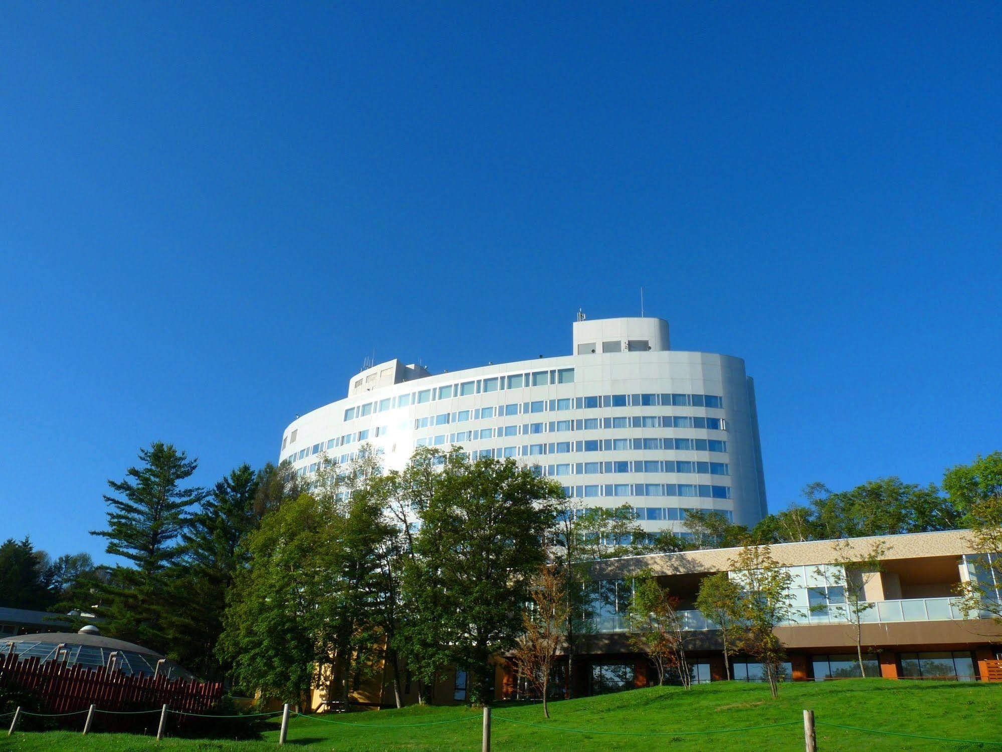 Shin Furano Prince Hotel Екстериор снимка Sapporo Graduate School of Medicine
